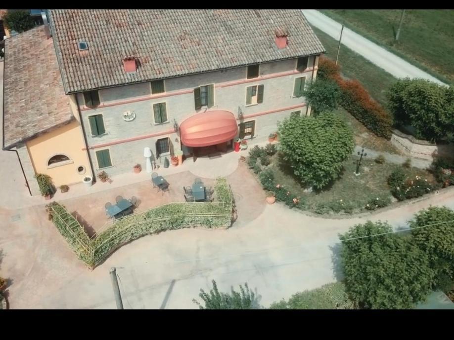 Agriturismo La Brezza Castelnovo di Sotto Esterno foto