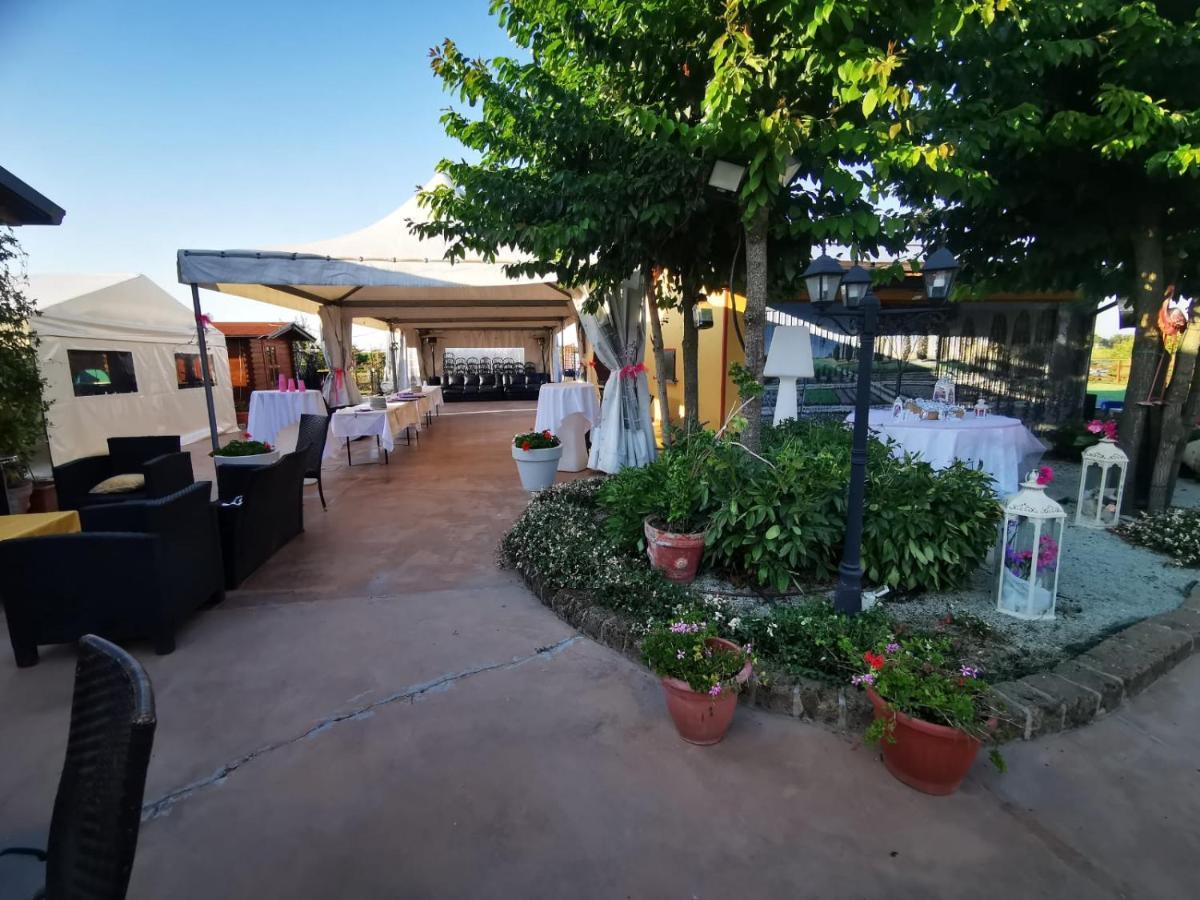 Agriturismo La Brezza Castelnovo di Sotto Esterno foto