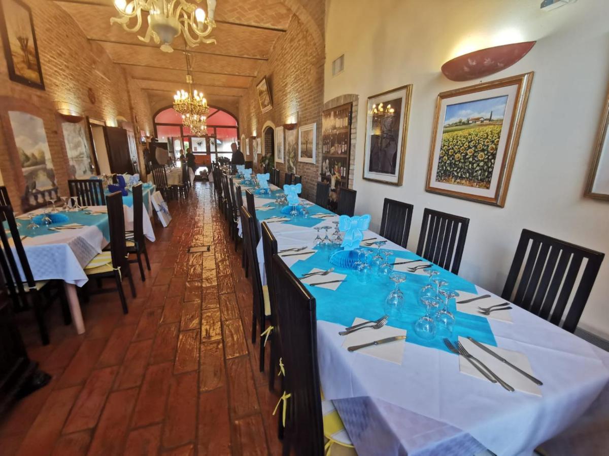 Agriturismo La Brezza Castelnovo di Sotto Esterno foto