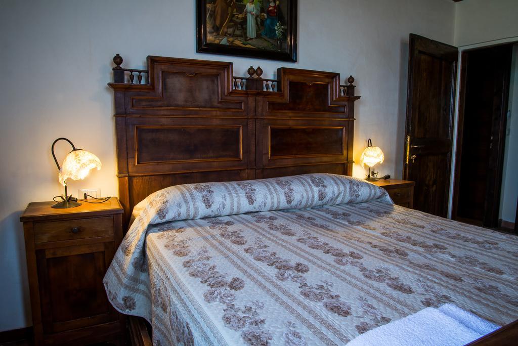 Agriturismo La Brezza Castelnovo di Sotto Camera foto