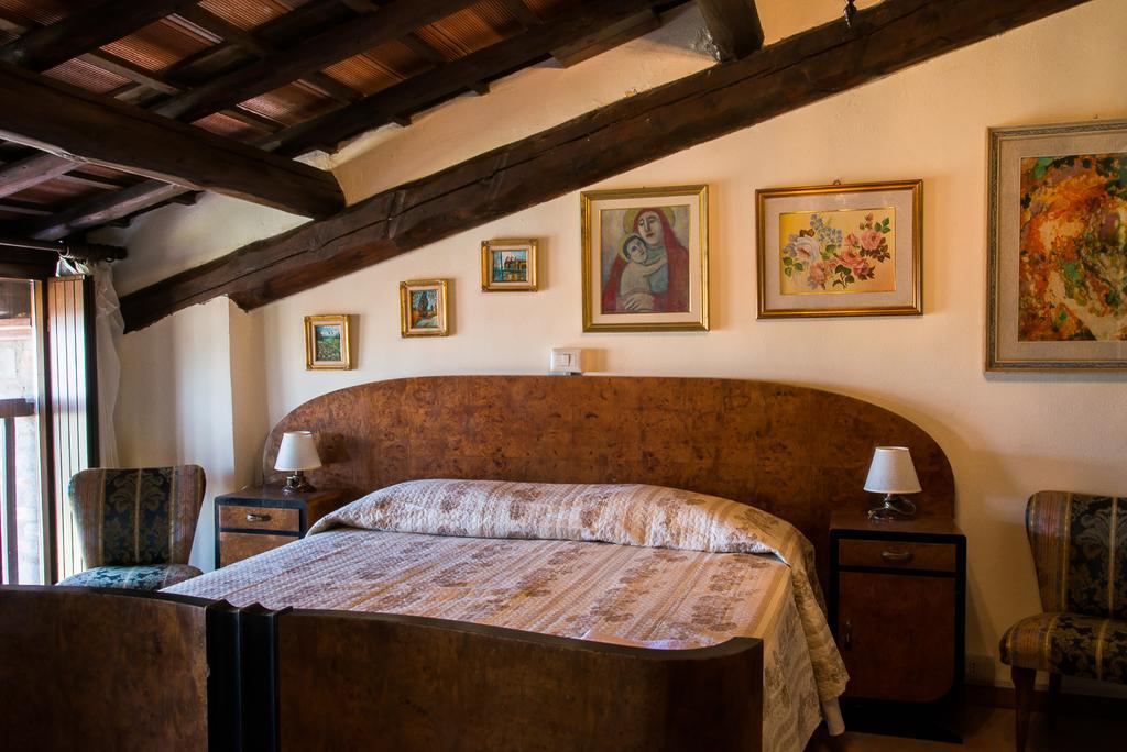 Agriturismo La Brezza Castelnovo di Sotto Camera foto
