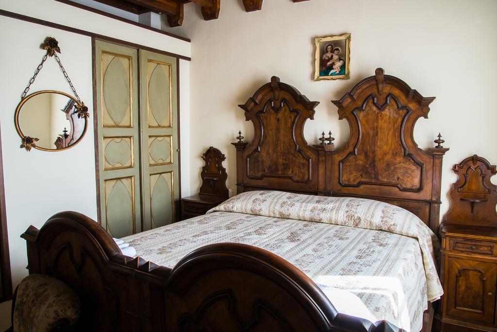 Agriturismo La Brezza Castelnovo di Sotto Camera foto