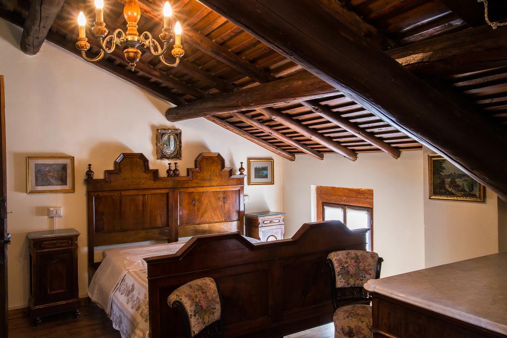 Agriturismo La Brezza Castelnovo di Sotto Camera foto