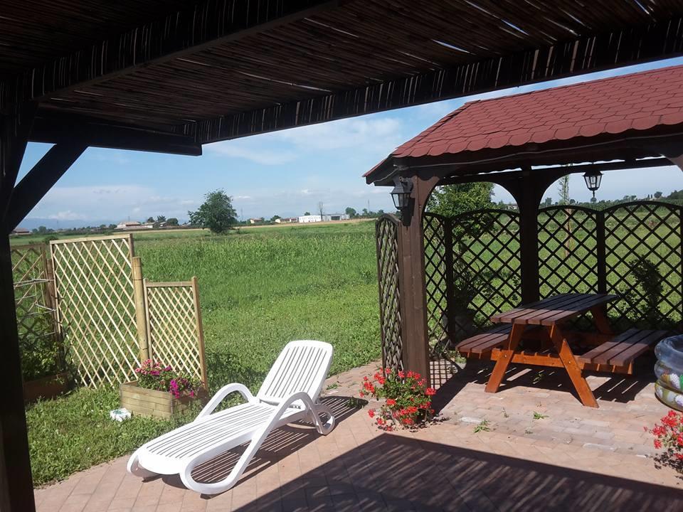 Agriturismo La Brezza Castelnovo di Sotto Esterno foto